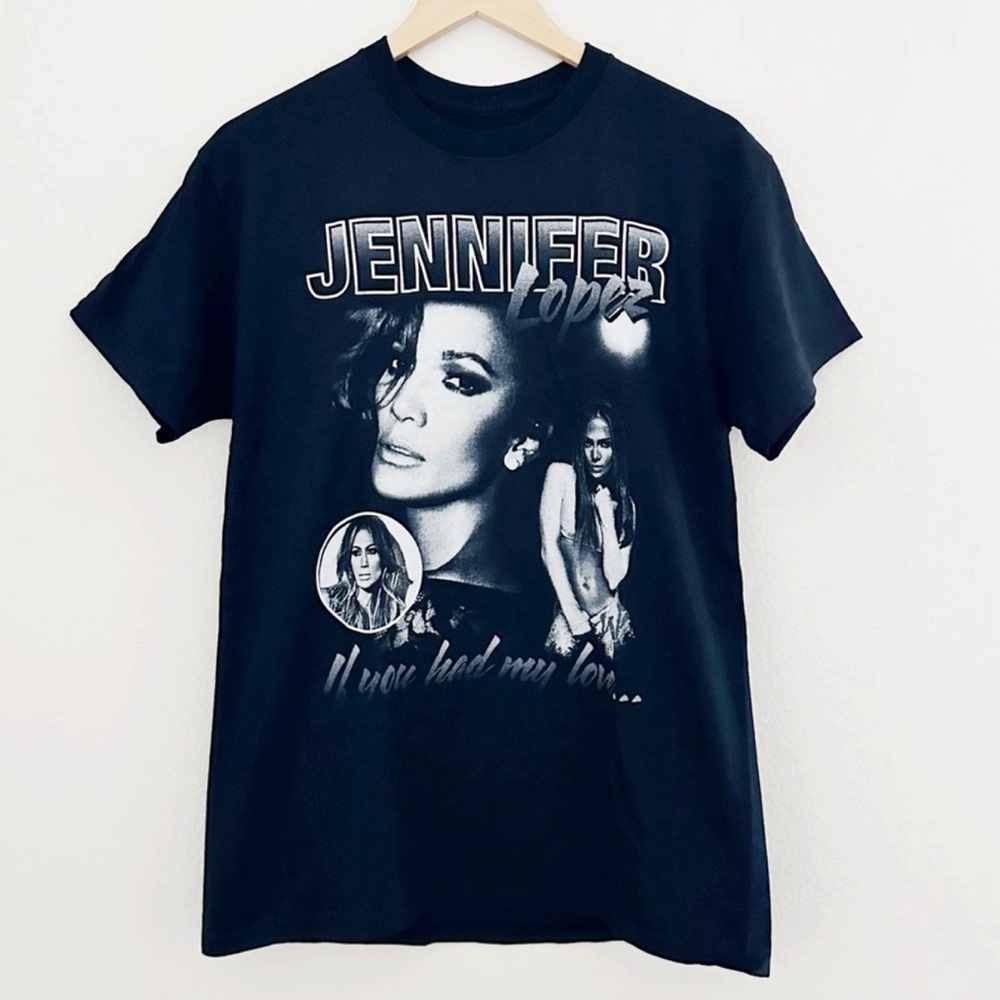 NEW Jennifer Lopez Graphic Tee